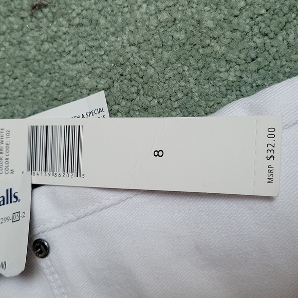 Dkny girl white denim shorts - Picture 3 of 5